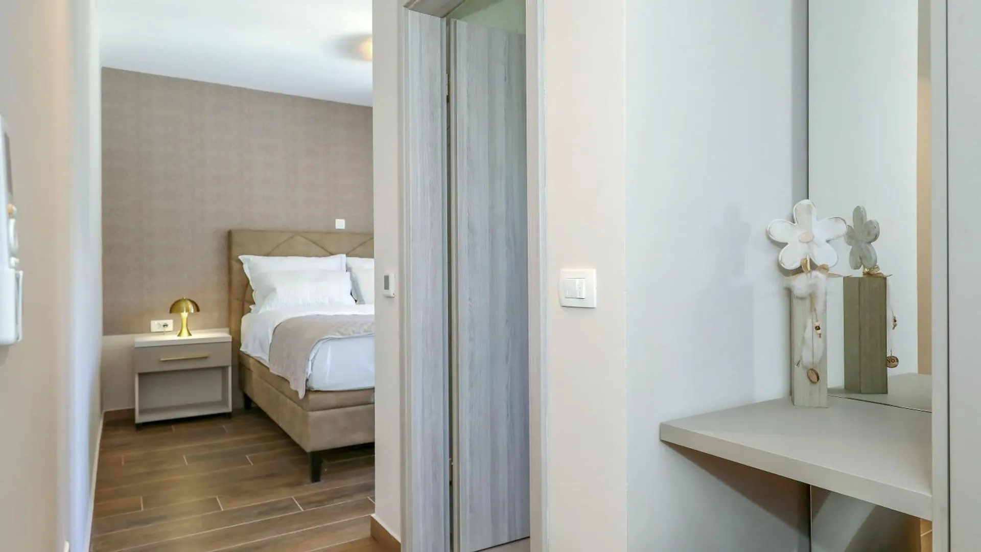 Wave Of Love Rovanjska Villa